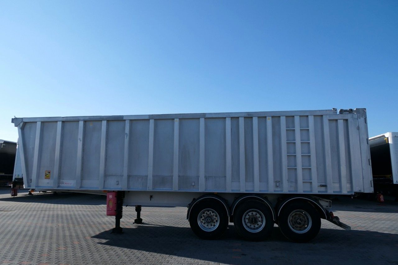 Benalu TIPPER 45 M3/WHOLE ALUMINIUM/5700 KG/FLAP-DOORS - Semireboque basculante: foto 4 Benalu TIPPER 45 M3/WHOLE ALUMINIUM/5700 KG/FLAP-DOORS - Semireboque basculante: foto 4