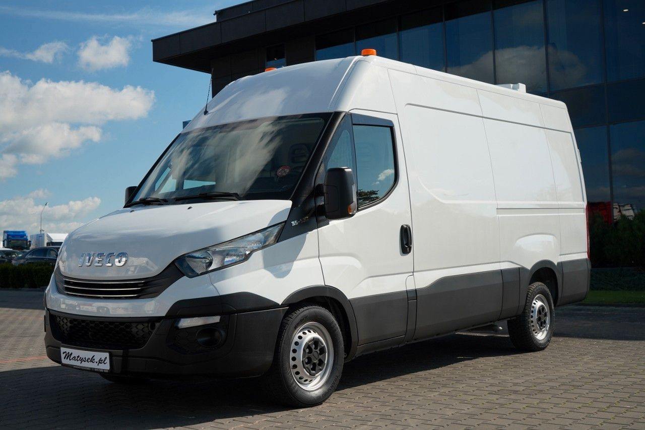 Iveco DAILY 35-140 / BLASZAK / ZABUDOWA WARSZTATOWA / - Furgão: foto 1 Iveco DAILY 35-140 / BLASZAK / ZABUDOWA WARSZTATOWA / - Furgão: foto 1