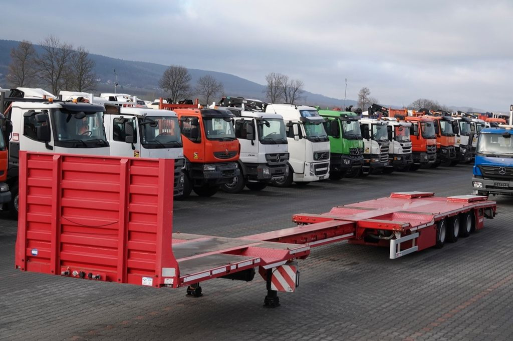 Kässbohrer NSP-24 / NACZEPA LAWETA / NISKOPODWOZIE / ROZCIĄ Kässbohrer NSP-24 / NACZEPA LAWETA / NISKOPODWOZIE / ROZCIĄ - Semireboque baixa: foto 1 Kässbohrer NSP-24 / NACZEPA LAWETA / NISKOPODWOZIE / ROZCIĄ Kässbohrer NSP-24 / NACZEPA LAWETA / NISKOPODWOZIE / ROZCIĄ - Semireboque baixa: foto 1