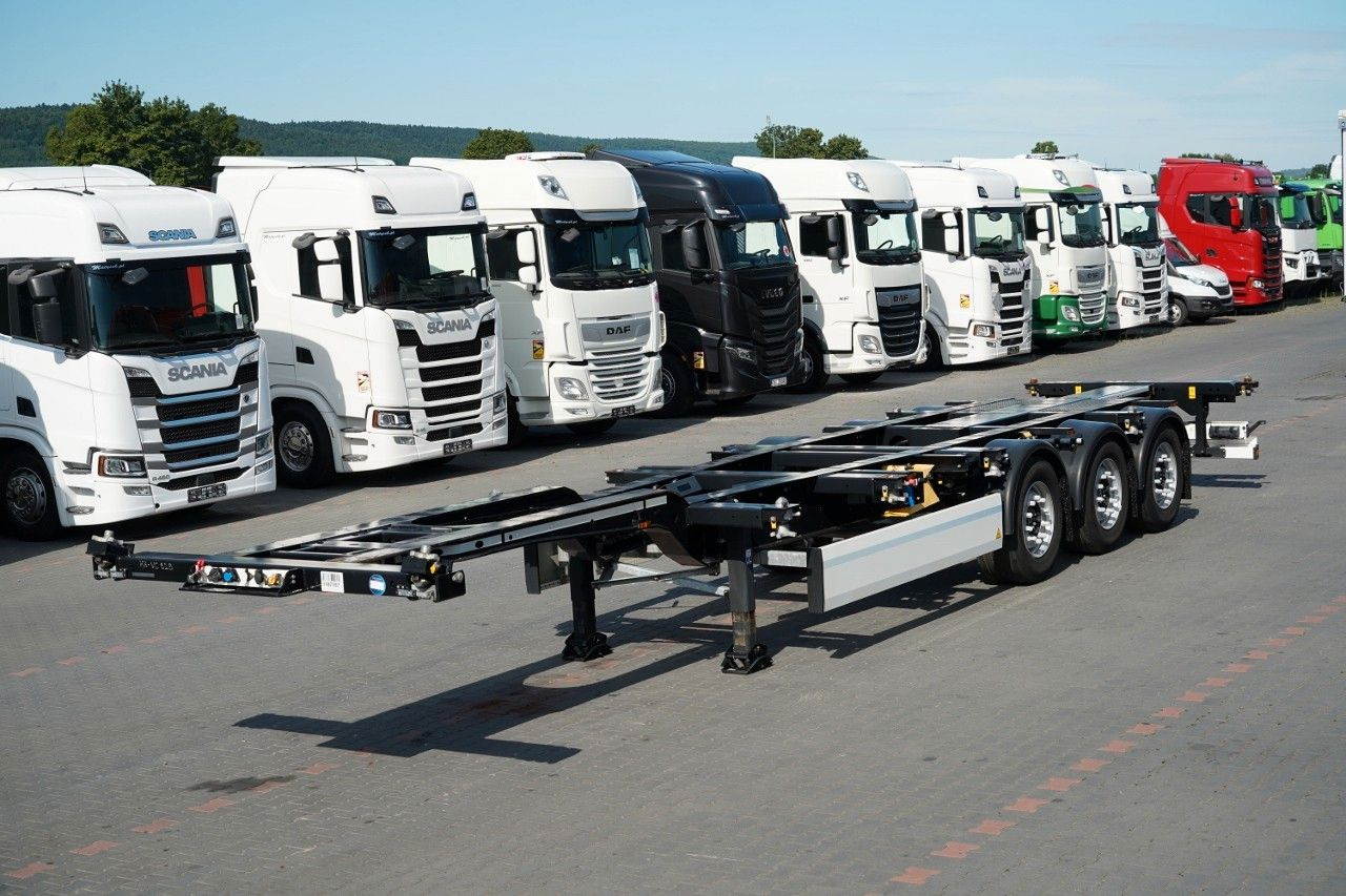 Krone / NACZEPA PODKONTENEROWA / MAŁO UŻYWANA / UNIWER - Semireboque transportador de contêineres/ Caixa móvel: foto 1 Krone / NACZEPA PODKONTENEROWA / MAŁO UŻYWANA / UNIWER - Semireboque transportador de contêineres/ Caixa móvel: foto 1