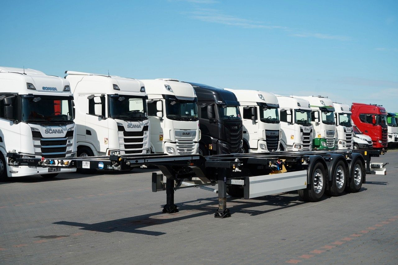 Krone / NACZEPA PODKONTENEROWA / MAŁO UŻYWANA / UNIWER - Semireboque transportador de contêineres/ Caixa móvel: foto 2 Krone / NACZEPA PODKONTENEROWA / MAŁO UŻYWANA / UNIWER - Semireboque transportador de contêineres/ Caixa móvel: foto 2