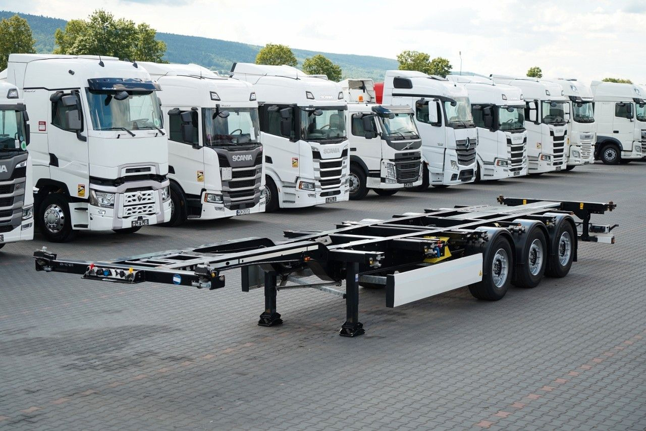 Krone / NACZEPA PODKONTENEROWA / UNIWERSALNA / 2023 RO - Semireboque transportador de contêineres/ Caixa móvel: foto 1 Krone / NACZEPA PODKONTENEROWA / UNIWERSALNA / 2023 RO - Semireboque transportador de contêineres/ Caixa móvel: foto 1