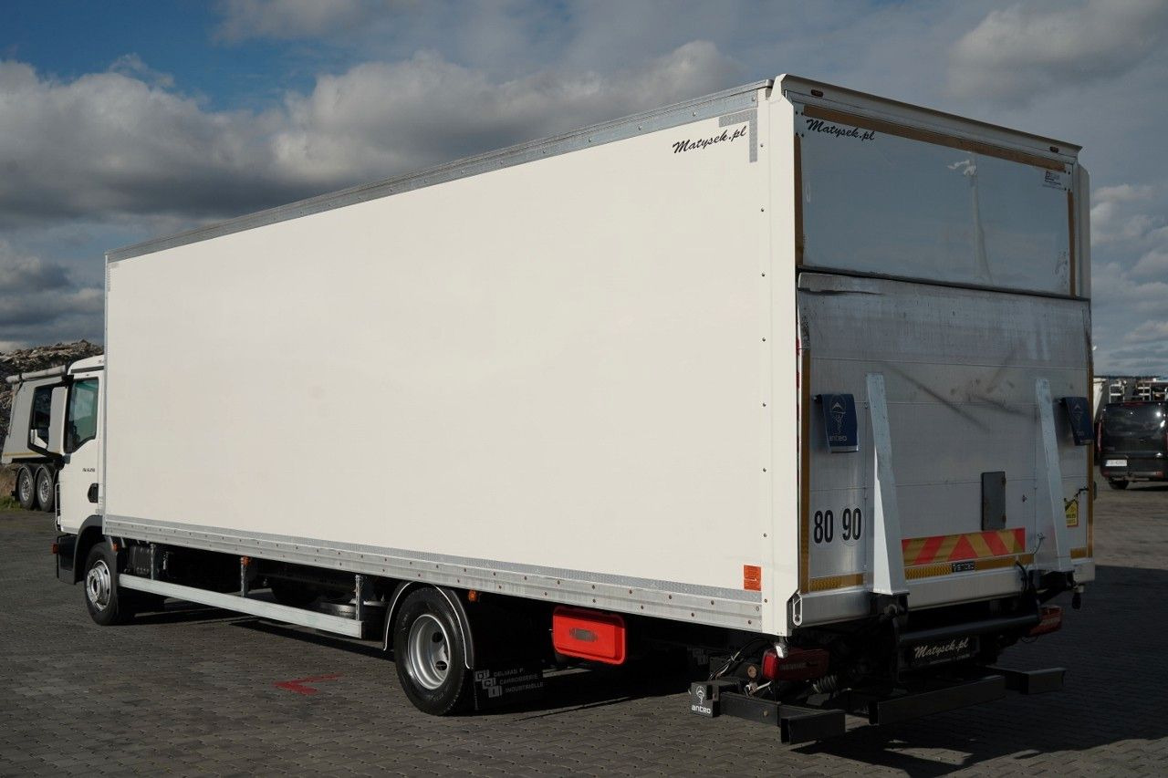 MAN TGL 12.250 / SOLÓWKA / KONTENER 8 M / WINDA / BO - Caminhão furgão: foto 3 MAN TGL 12.250 / SOLÓWKA / KONTENER 8 M / WINDA / BO - Caminhão furgão: foto 3