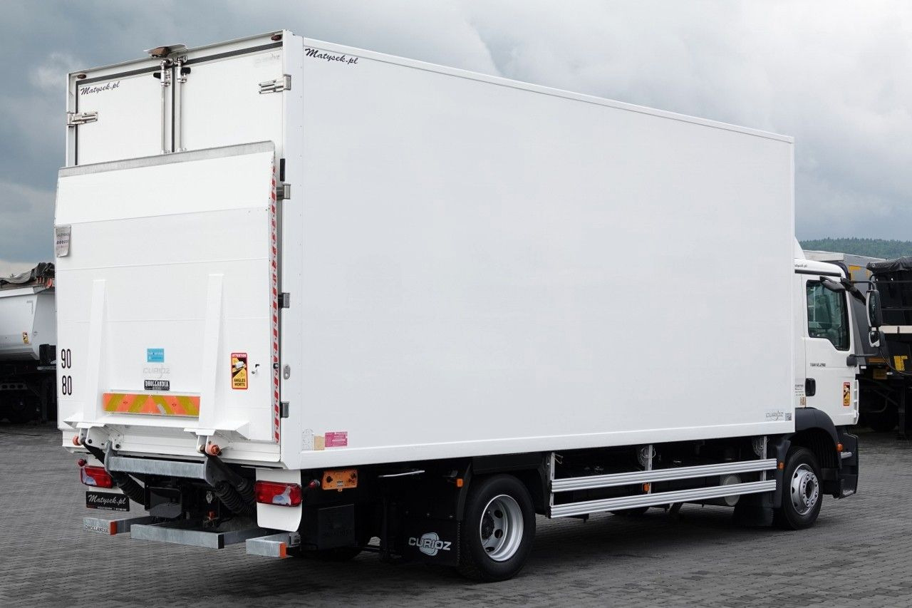 MAN TGM 12.290 / 4x2 / CHŁODNIA 6,5 M / AGREGAT - Caminhão frigorífico: foto 3 MAN TGM 12.290 / 4x2 / CHŁODNIA 6,5 M / AGREGAT - Caminhão frigorífico: foto 3