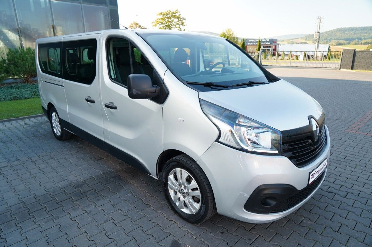 Renault TRAFIC 125 DCI  / BUS / 9 MIEJSC / 2017 ROK / PO - Furgão de passageiros: foto 5 Renault TRAFIC 125 DCI  / BUS / 9 MIEJSC / 2017 ROK / PO - Furgão de passageiros: foto 5