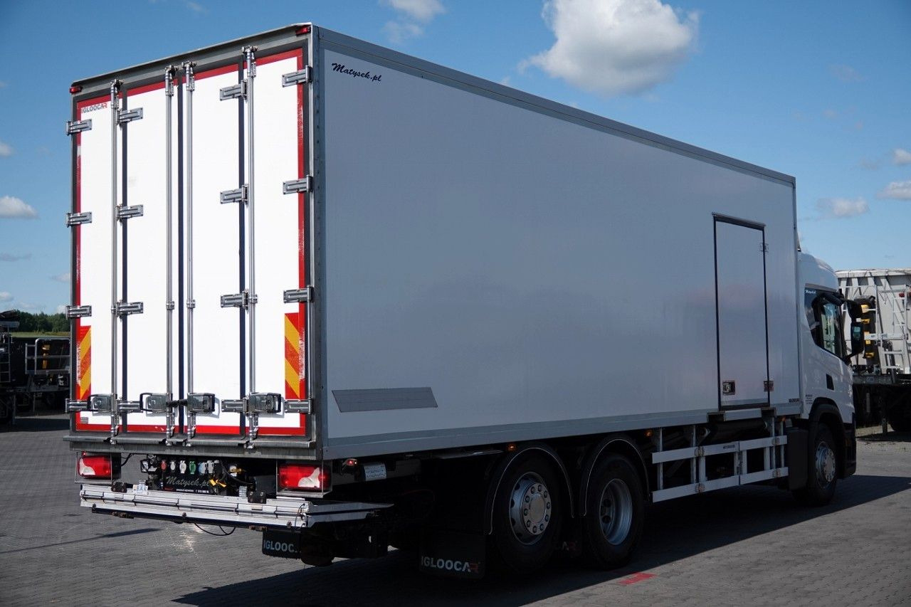 Scania P 410 / 6X2 /CHŁODNIA / SLÓWKA / Agregat  THERMO - Caminhão frigorífico: foto 4 Scania P 410 / 6X2 /CHŁODNIA / SLÓWKA / Agregat  THERMO - Caminhão frigorífico: foto 4