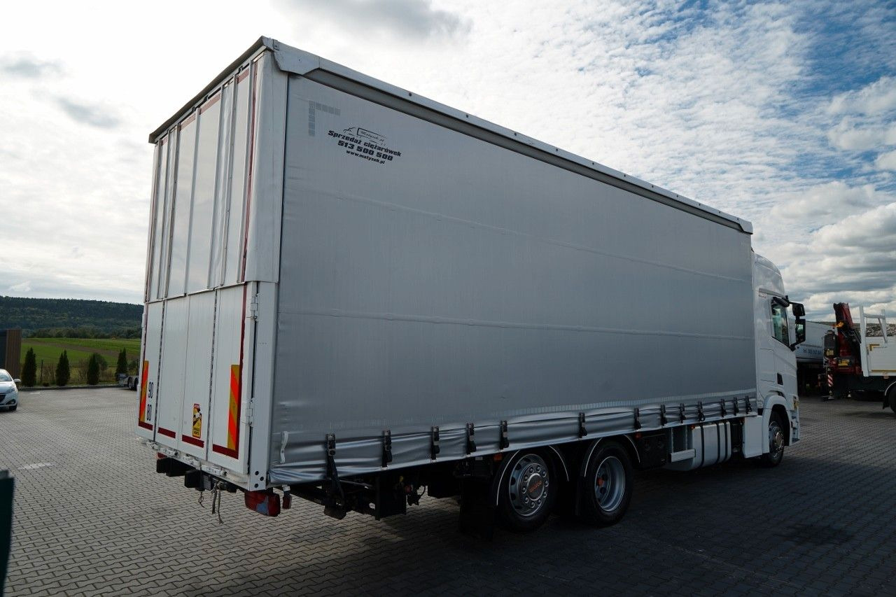 Scania R 450 / MEGA / 6x2 / FIRANKA - 8,2 m / SOLÓWKA / - Caminhão com lona: foto 5 Scania R 450 / MEGA / 6x2 / FIRANKA - 8,2 m / SOLÓWKA / - Caminhão com lona: foto 5
