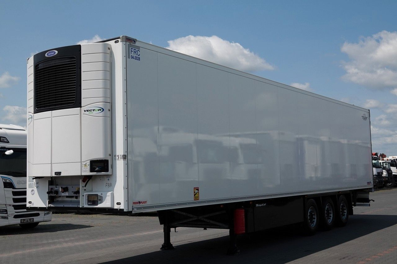 Schmitz Cargobull CHŁODNIA / AGREGAT CARRIER VECTOR 1550 / DOPPELS - Semireboque frigorífico: foto 2 Schmitz Cargobull CHŁODNIA / AGREGAT CARRIER VECTOR 1550 / DOPPELS - Semireboque frigorífico: foto 2