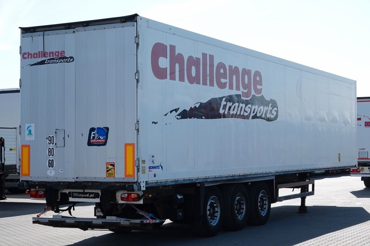 Schmitz Cargobull KONTENER KOFFER / WINDA MBB / SAF / SPROWADZONA - Semireboque frigorífico: foto 4 Schmitz Cargobull KONTENER KOFFER / WINDA MBB / SAF / SPROWADZONA - Semireboque frigorífico: foto 4