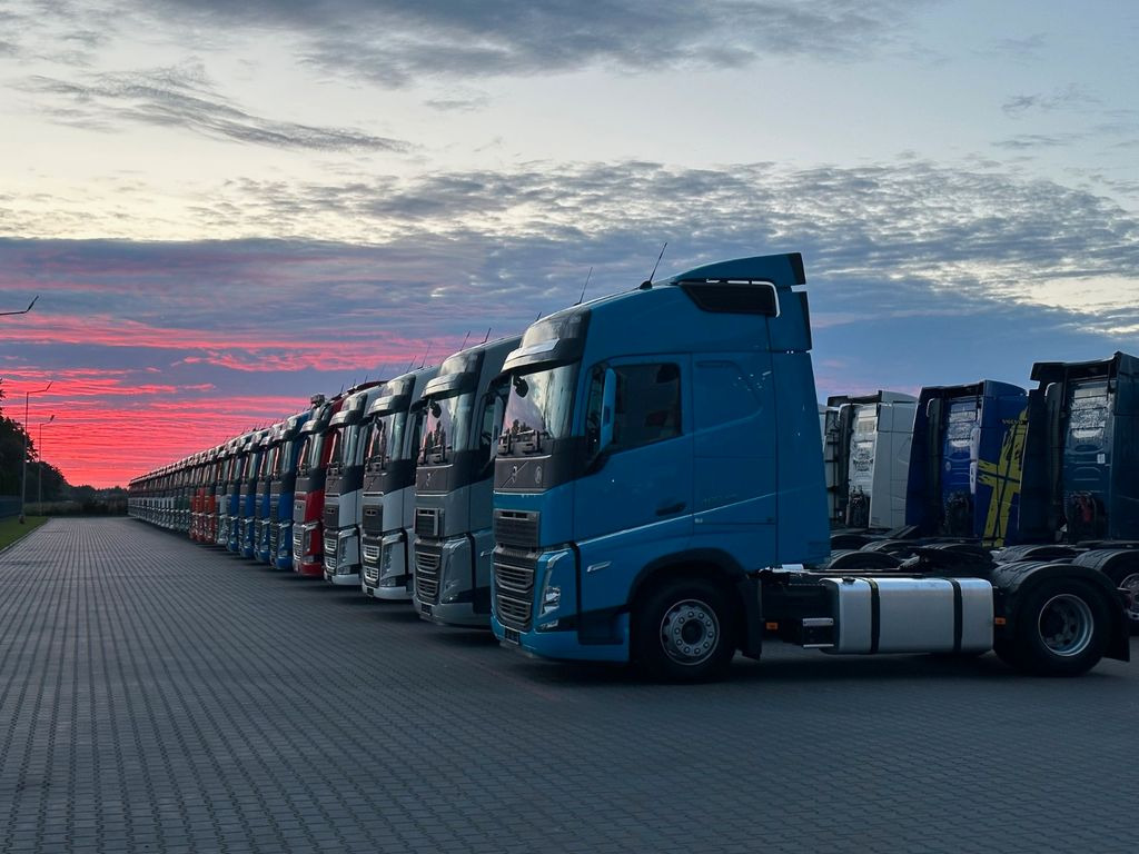Semi-reboque de lona Schmitz Cargobull WYWROTKA 25 m3 / WAGA: 5500 KG / TYŁ KLAPA / OŚ: foto 19