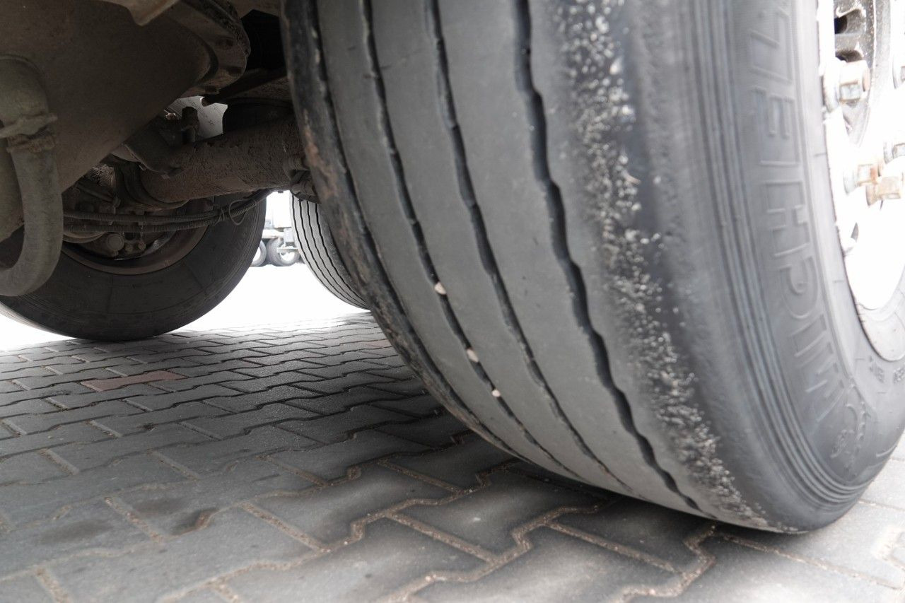 Semirreboque silo Spitzer CEMENTONACZEPA / 37 000 L / SILOS / 3 KOMORY / O: foto 14