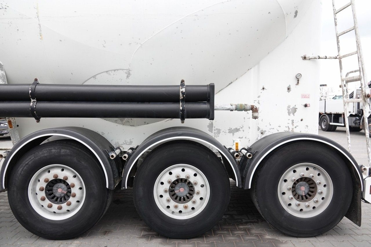 Semirreboque silo Spitzer CEMENTONACZEPA / 37 000 L / SILOS / 3 KOMORY / O: foto 16