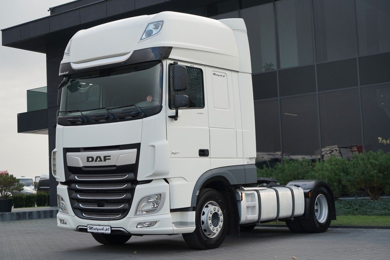 DAF XF 480 / SUPER SPACE CAB / 2021 ROK - Tractor: foto 1 DAF XF 480 / SUPER SPACE CAB / 2021 ROK - Tractor: foto 1