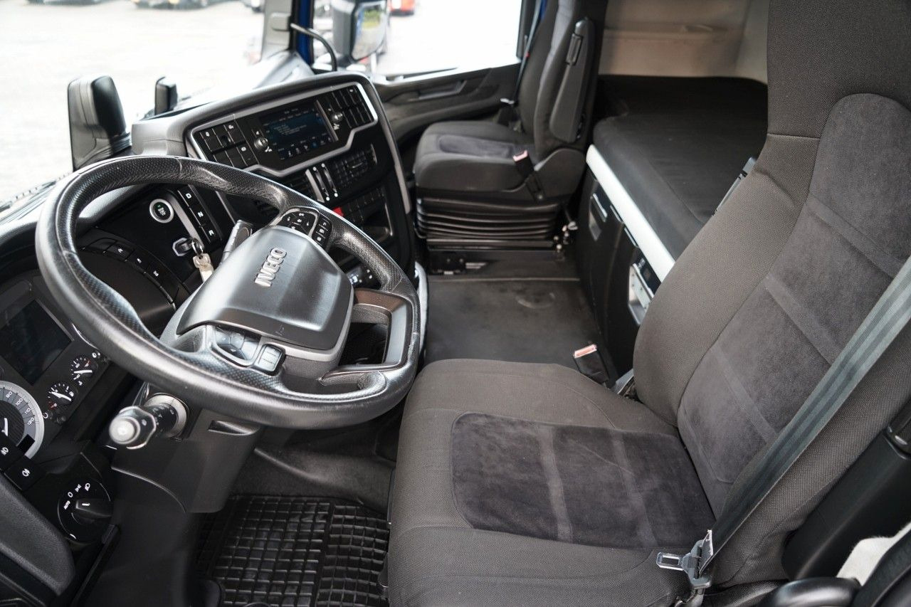 Tractor Iveco S-WAY / 460 / RETARDER /  LNG /: foto 28