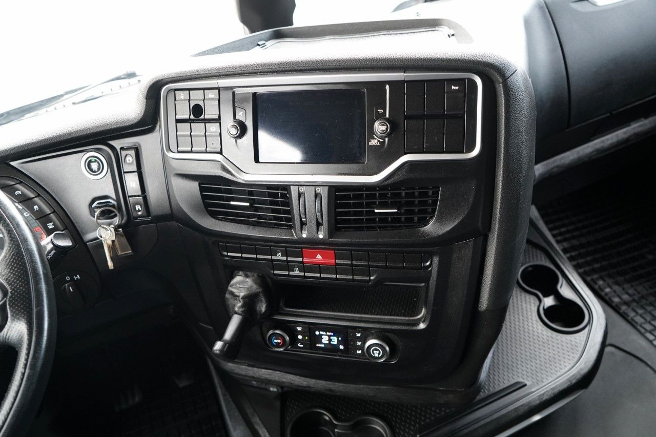 Tractor Iveco S-WAY / 460 / RETARDER /  LNG /: foto 33