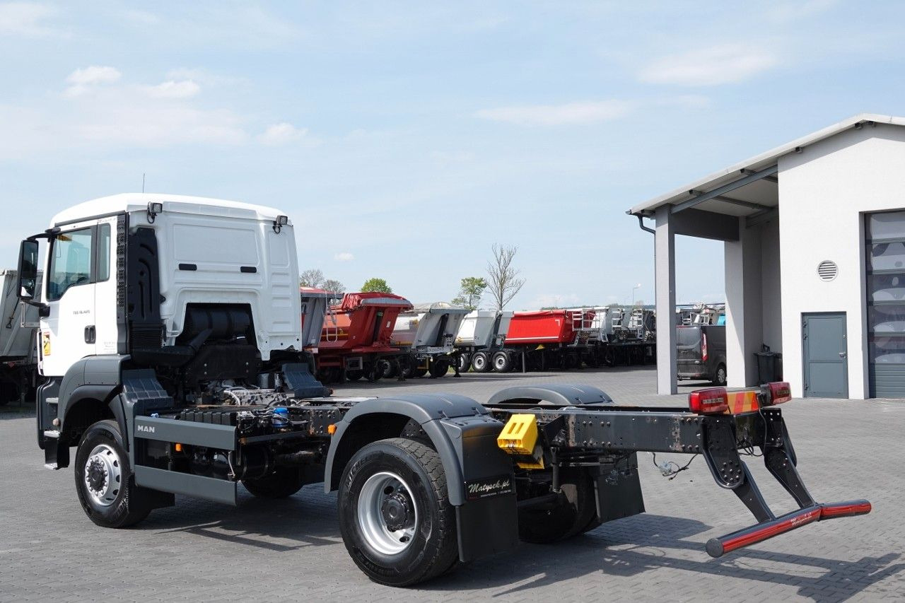 MAN TGS 18.420 / 4X4 / RAMA DŁ. 5,6 M / NAVI / DO Z - Tractor: foto 3 MAN TGS 18.420 / 4X4 / RAMA DŁ. 5,6 M / NAVI / DO Z - Tractor: foto 3