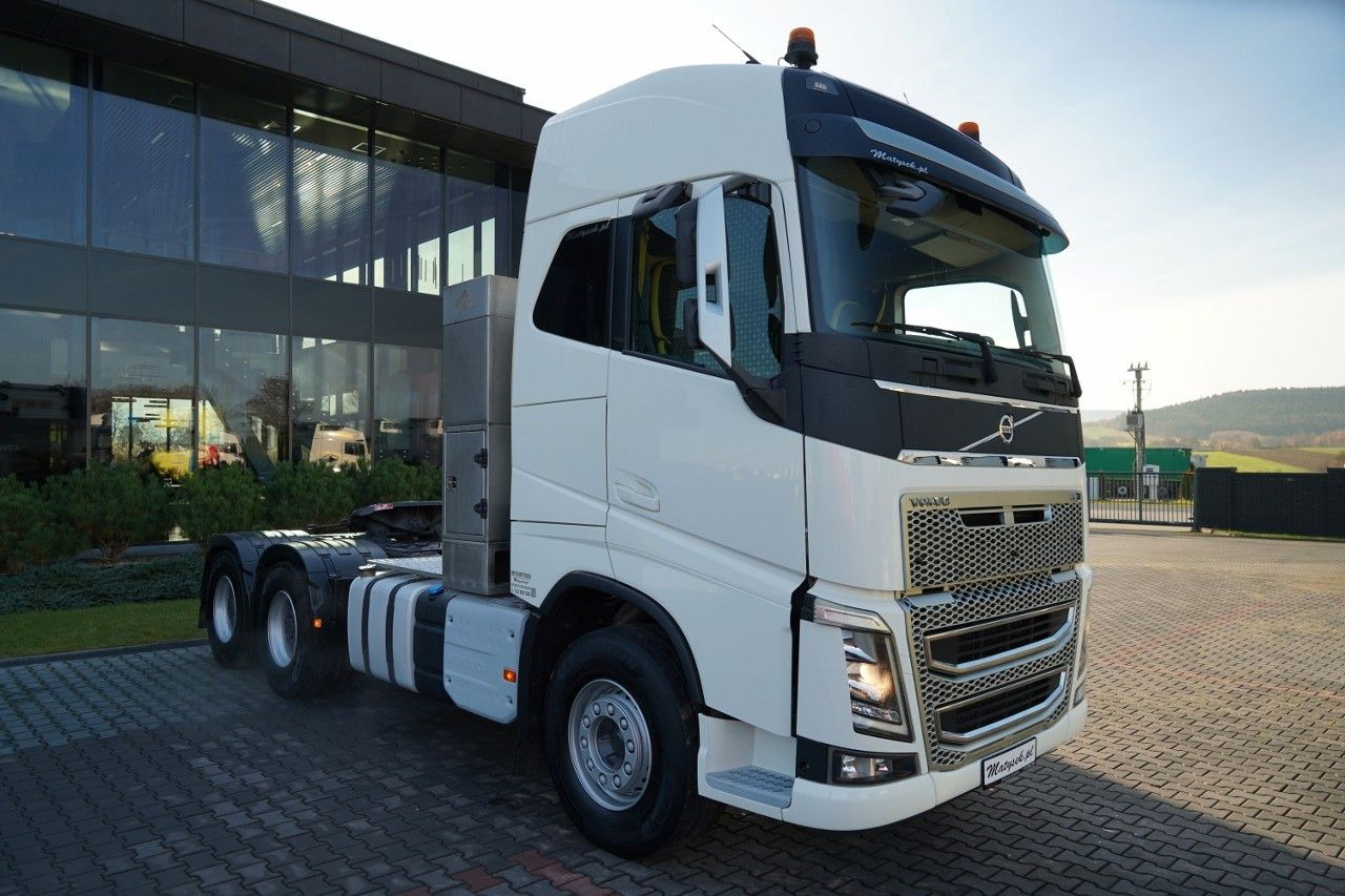 Volvo FH 16 / 660 / 6x4 / DMC: 180.000 KG !! / RETARDE - Tractor: foto 2 Volvo FH 16 / 660 / 6x4 / DMC: 180.000 KG !! / RETARDE - Tractor: foto 2