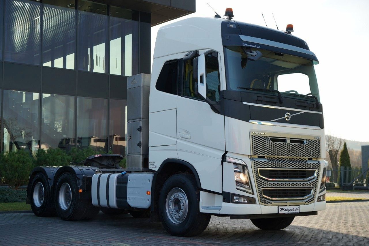 Volvo FH 16 / 660 / 6x4 / DMC: 180.000 KG !! / RETARDE - Tractor: foto 1 Volvo FH 16 / 660 / 6x4 / DMC: 180.000 KG !! / RETARDE - Tractor: foto 1