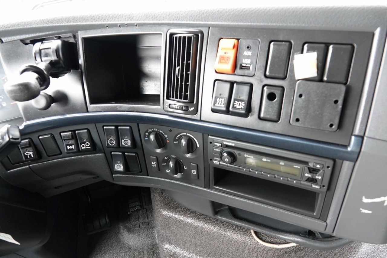 Tractor Volvo FH 500 / PUSHER / 3 Osiowy ciągnik siodłowy / P: foto 15 Tractor Volvo FH 500 / PUSHER / 3 Osiowy ciągnik siodłowy / P: foto 15