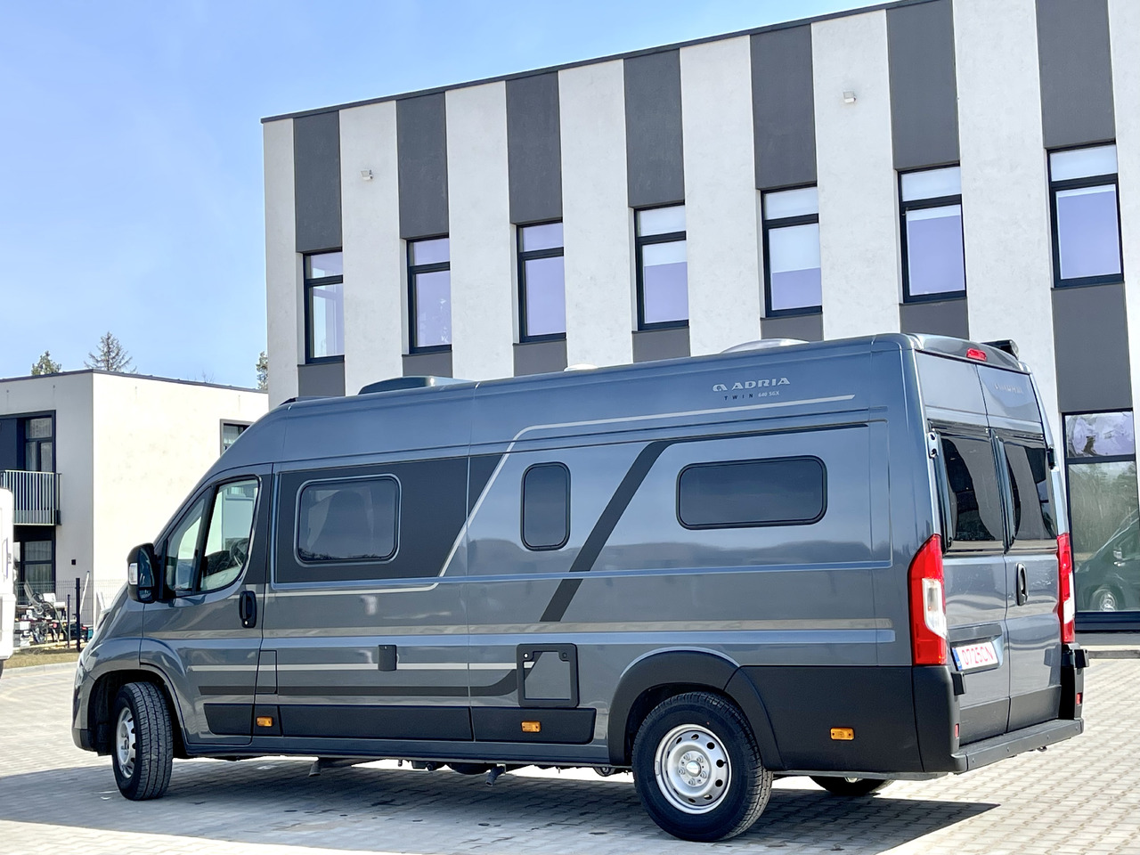 ADRIA TWIN 640 SGX - Campervan: foto 3 ADRIA TWIN 640 SGX - Campervan: foto 3