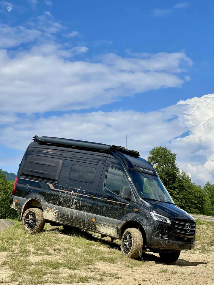 Adria Super Twin - Campervan: foto 1 Adria Super Twin - Campervan: foto 1