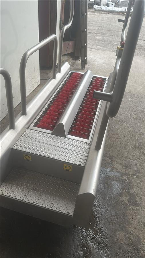 Syspal Boot scrubber - Equipamento de processamento de alimentos: foto 4 Syspal Boot scrubber - Equipamento de processamento de alimentos: foto 4