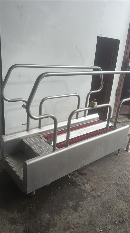 Syspal Boot scrubber - Equipamento de processamento de alimentos: foto 3 Syspal Boot scrubber - Equipamento de processamento de alimentos: foto 3