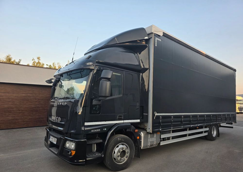 Iveco EUROCARGO 160E28 19 PAL. / FIRANKA / MANUAL / - Caminhão com lona: foto 1 Iveco EUROCARGO 160E28 19 PAL. / FIRANKA / MANUAL / - Caminhão com lona: foto 1