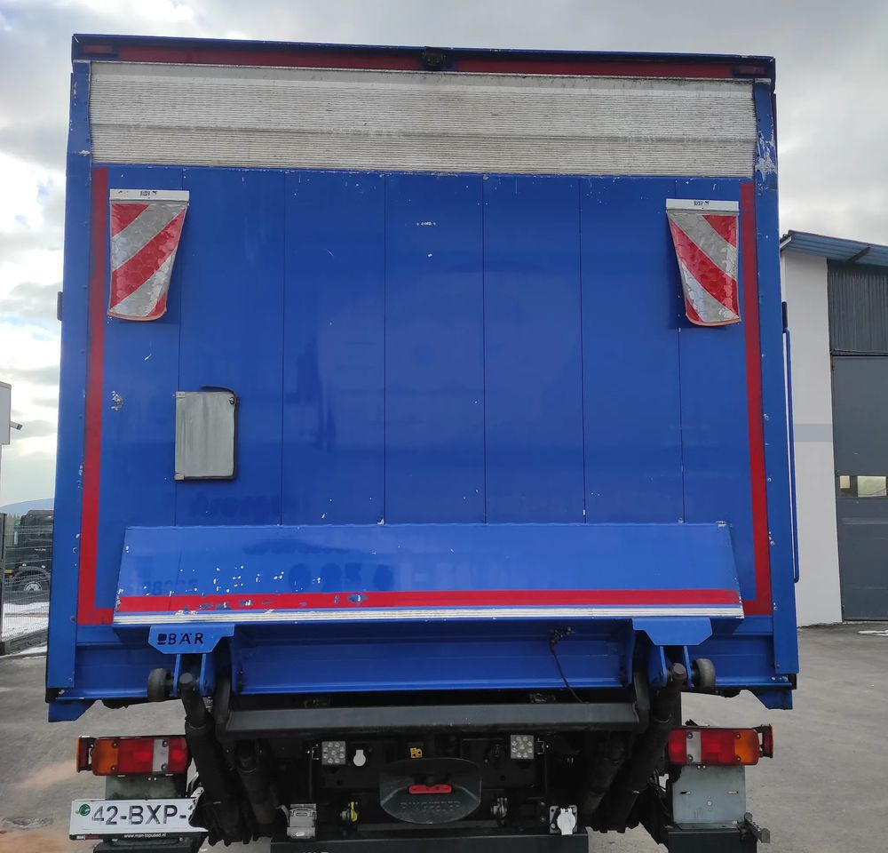 MAN TGM 15.340/ 18.340 kontener / - Caminhão furgão: foto 2 MAN TGM 15.340/ 18.340 kontener / - Caminhão furgão: foto 2