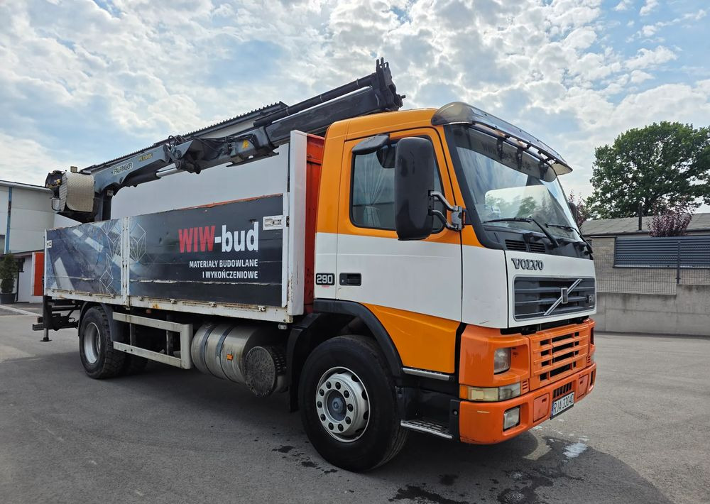Volvo FM7 - Camião de caixa aberta/ Plataforma, Caminhão grua: foto 2 Volvo FM7 - Camião de caixa aberta/ Plataforma, Caminhão grua: foto 2