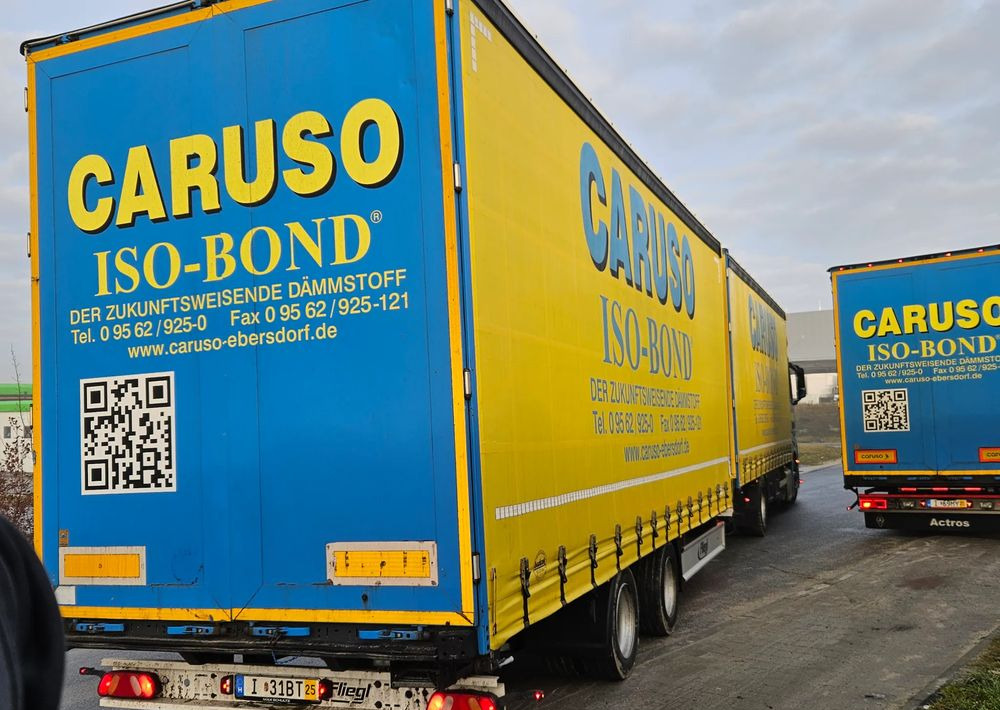 Fliegl PRZYCZEPA CIĘŻAROWA / 60m3 / 2 SZT IDENTYCZNE / NOWE PLANDEKI W CENIE / 3M WYSOKA / TANDEM / 2 OSIE / 19 PALET / DOLNY SPRZĘG / 18 TON DMC / 13 TON ŁADOWNOŚĆ - Reboque de lona: foto 4 Fliegl PRZYCZEPA CIĘŻAROWA / 60m3 / 2 SZT IDENTYCZNE / NOWE PLANDEKI W CENIE / 3M WYSOKA / TANDEM / 2 OSIE / 19 PALET / DOLNY SPRZĘG / 18 TON DMC / 13 TON ŁADOWNOŚĆ - Reboque de lona: foto 4