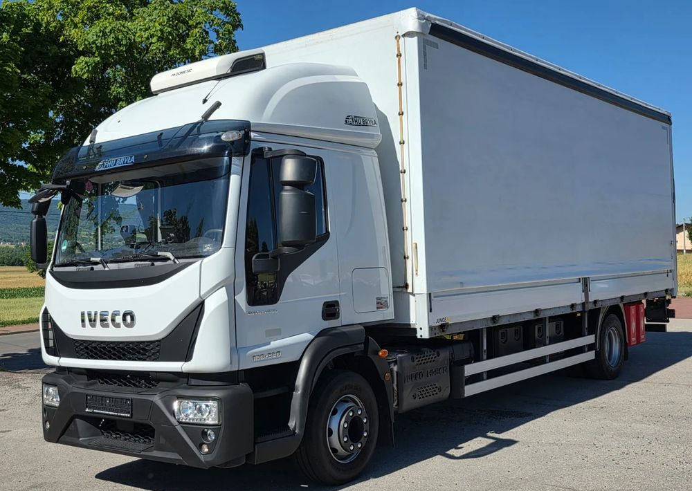 Iveco EUROCARGO 160E320/FIRANKA/WINDA/AUTOMAT/NISKI PRZEBIEG/E6/SPROWADZONY/PIERWSZY WŁAŚCICIEL - Caminhão com lona: foto 1 Iveco EUROCARGO 160E320/FIRANKA/WINDA/AUTOMAT/NISKI PRZEBIEG/E6/SPROWADZONY/PIERWSZY WŁAŚCICIEL - Caminhão com lona: foto 1