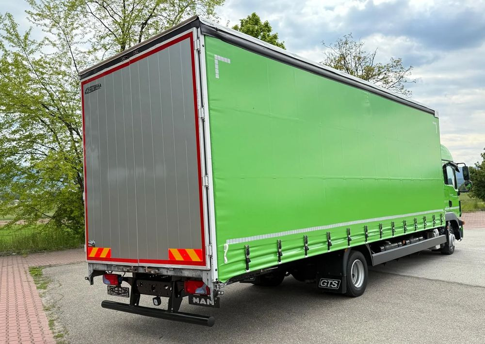 MAN TGL12.250/E6/20PALET/10.2018/SERWISOWANY/NISKI PRZEBIEG/WINDA/FIRANKA//JAK NOWY/SERWISOWANY - Caminhão com lona: foto 5 MAN TGL12.250/E6/20PALET/10.2018/SERWISOWANY/NISKI PRZEBIEG/WINDA/FIRANKA//JAK NOWY/SERWISOWANY - Caminhão com lona: foto 5