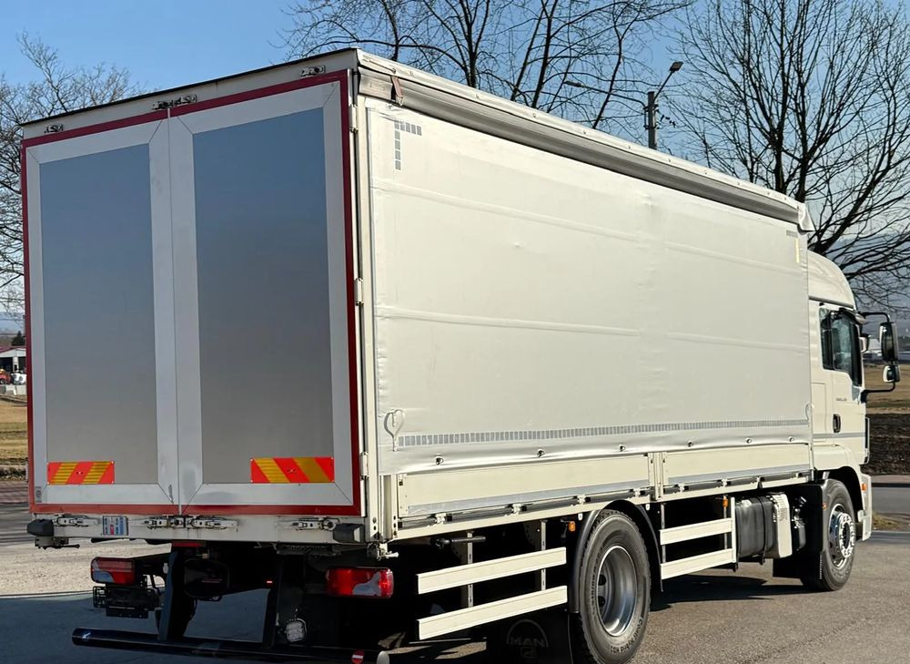 MAN TGM 15.290/E6/FIRANKA/BURTO-FIRANKA/SZKOŁA JAZDY/MAŁY ROZSTAW OSI/16PALET/WINDA/NISKI PRZEBIEG/2019/SERWISOWANY/JAK NOWY - Caminhão com lona: foto 5 MAN TGM 15.290/E6/FIRANKA/BURTO-FIRANKA/SZKOŁA JAZDY/MAŁY ROZSTAW OSI/16PALET/WINDA/NISKI PRZEBIEG/2019/SERWISOWANY/JAK NOWY - Caminhão com lona: foto 5