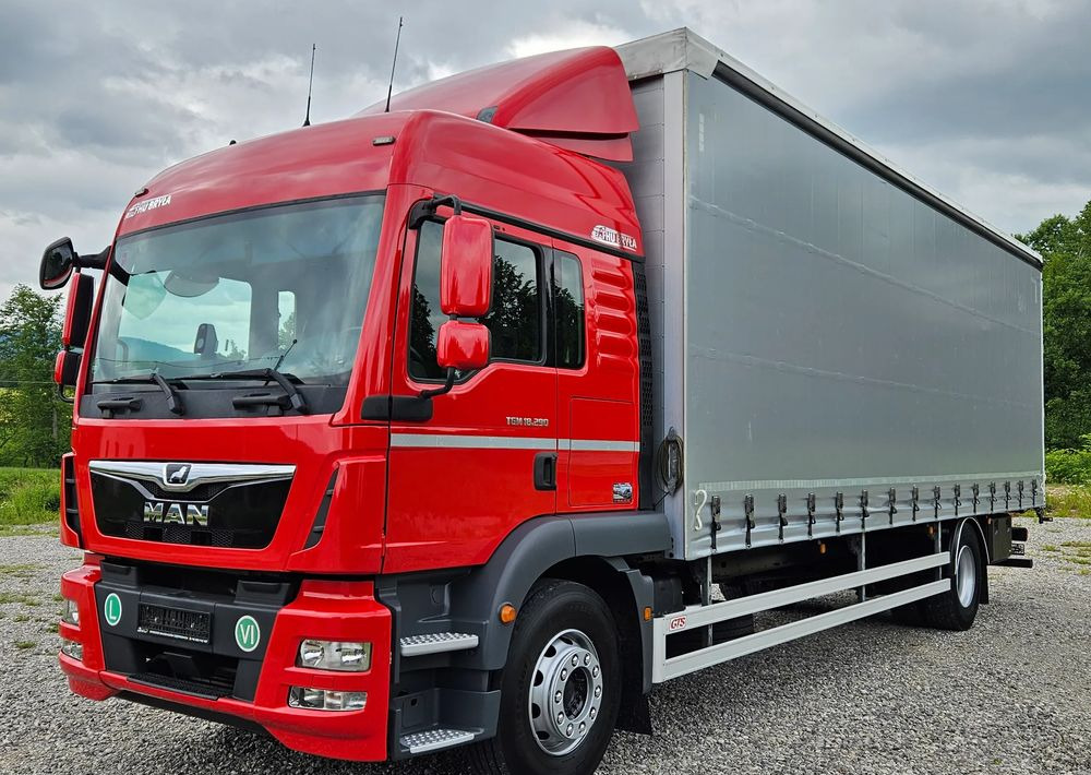 MAN TGM 18.290/15.290/E6/21PALET/9400 ŁADOWNOŚĆ/SERWISOWANY/NISKI PRZEBIEG/WINDA/FIRANKA/SPROWADZONY/2019/NISKI PRZEBIEG/PIERWSZY WŁAŚCICIEL/ - Caminhão com lona: foto 2 MAN TGM 18.290/15.290/E6/21PALET/9400 ŁADOWNOŚĆ/SERWISOWANY/NISKI PRZEBIEG/WINDA/FIRANKA/SPROWADZONY/2019/NISKI PRZEBIEG/PIERWSZY WŁAŚCICIEL/ - Caminhão com lona: foto 2