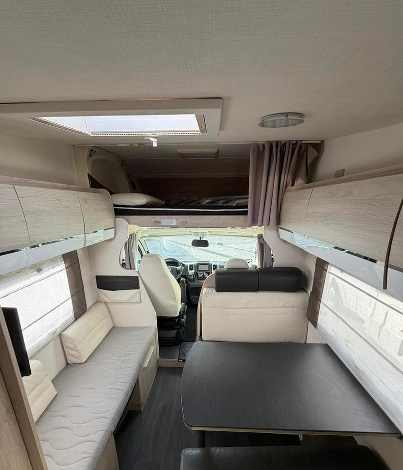 Challenger C 256 - Autocaravana capucine: foto 5 Challenger C 256 - Autocaravana capucine: foto 5