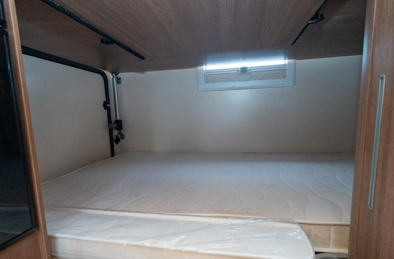 Autocaravana capucine Elnagh baron 20: foto 12