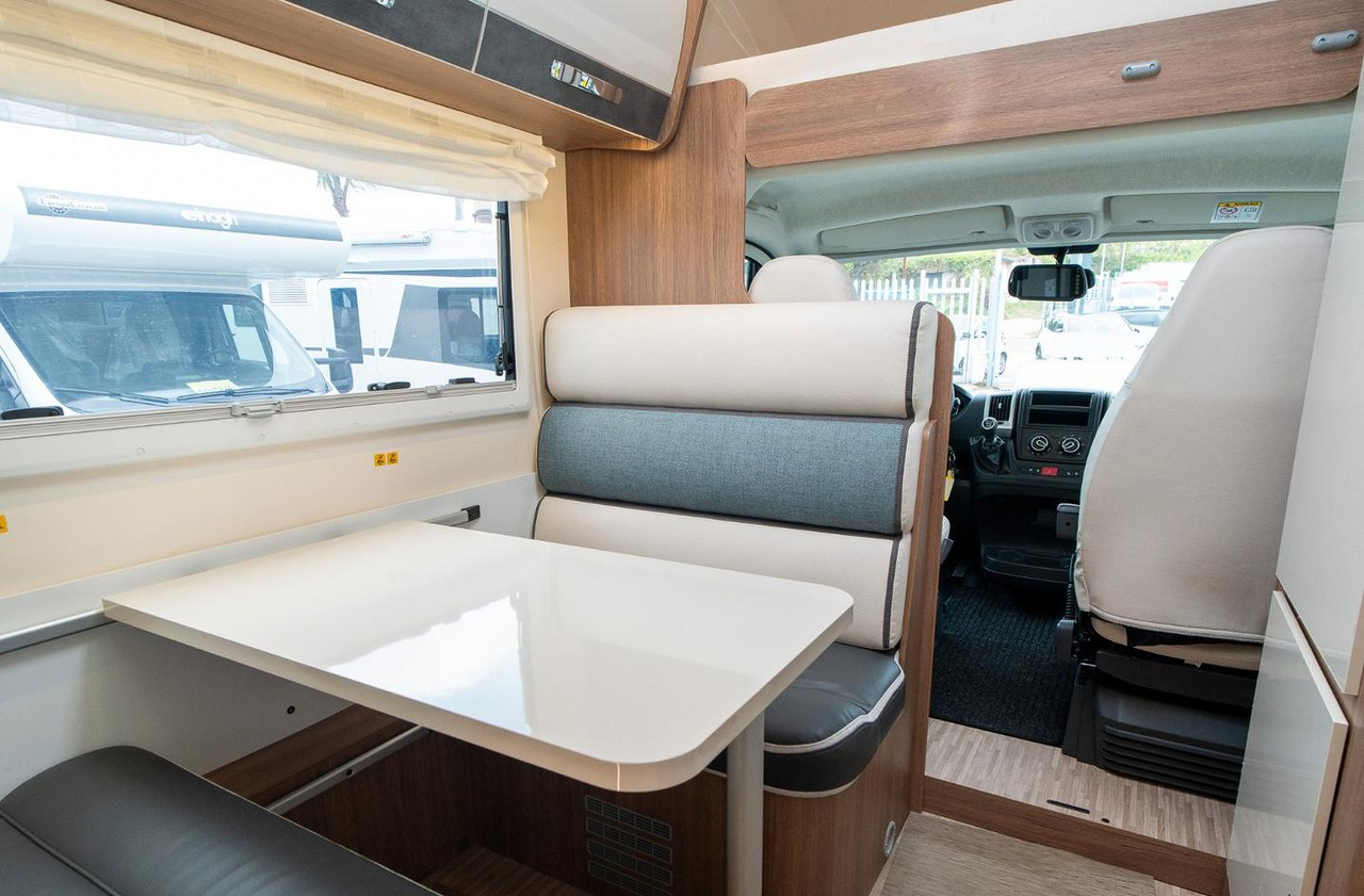 Autocaravana capucine Elnagh baron 20: foto 7