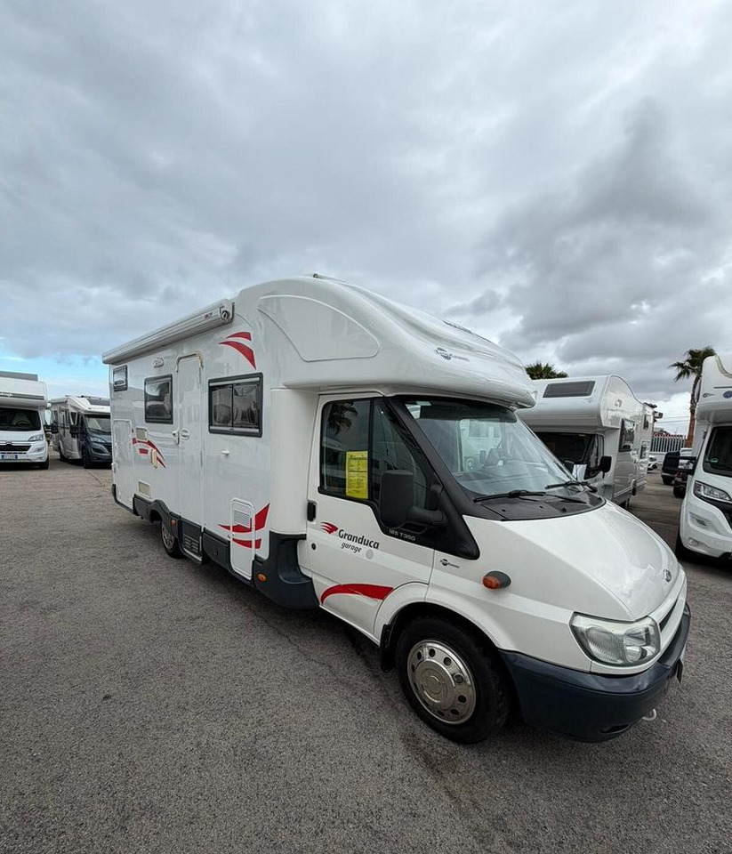 ROLLER TEAM GRANDUCA GARAGE P - Autocaravana perfilada: foto 2 ROLLER TEAM GRANDUCA GARAGE P - Autocaravana perfilada: foto 2
