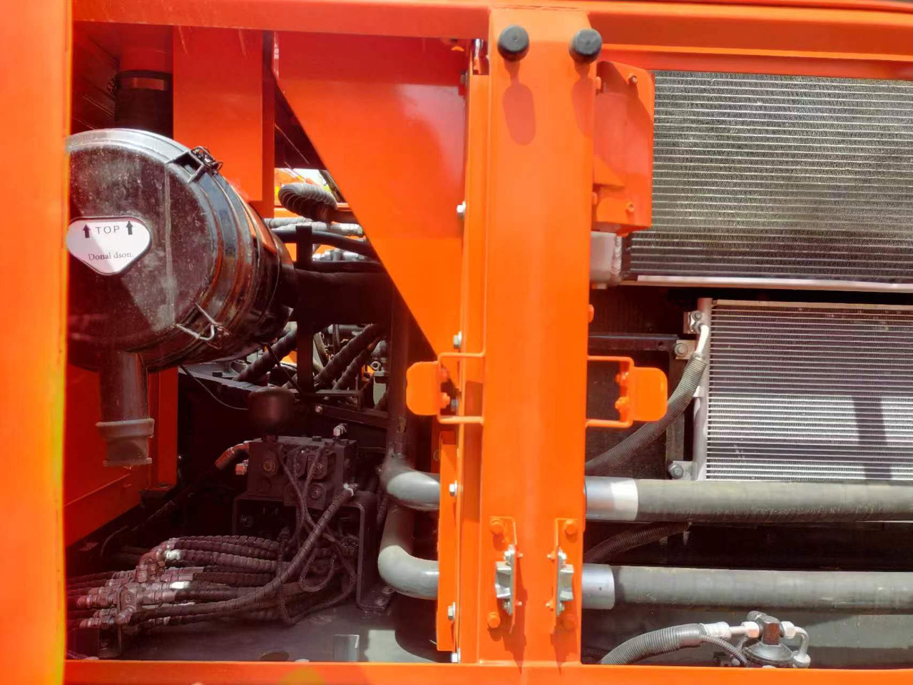 Doosan DX 300 Korea imports doosan DX300 - Escavadora de rastos: foto 3 Doosan DX 300 Korea imports doosan DX300 - Escavadora de rastos: foto 3
