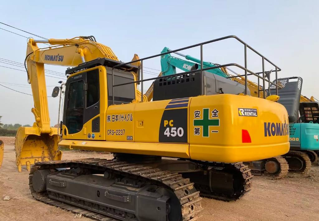 KOMATSU PC 450-8 - Escavadora de rastos: foto 1 KOMATSU PC 450-8 - Escavadora de rastos: foto 1