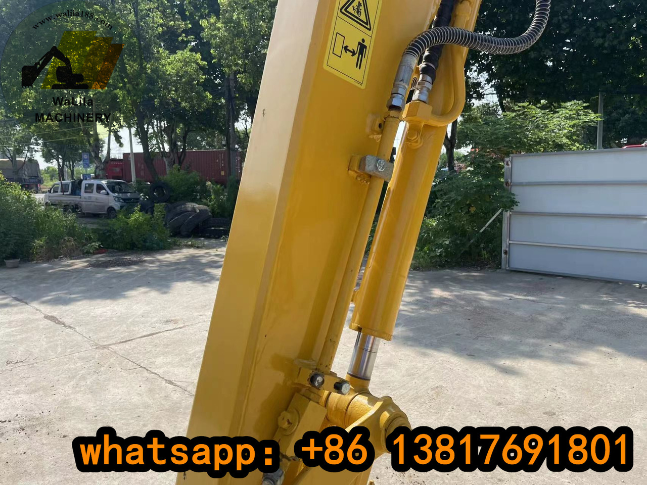 KOMATSU PC40MR - Mini escavadeira: foto 2 KOMATSU PC40MR - Mini escavadeira: foto 2