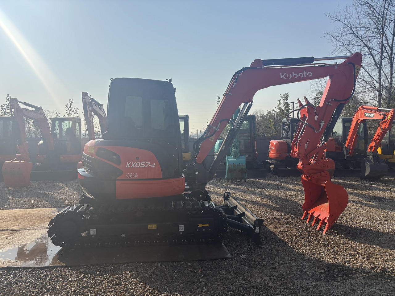 KUBOTA KX057-4 - Mini escavadeira: foto 1 KUBOTA KX057-4 - Mini escavadeira: foto 1