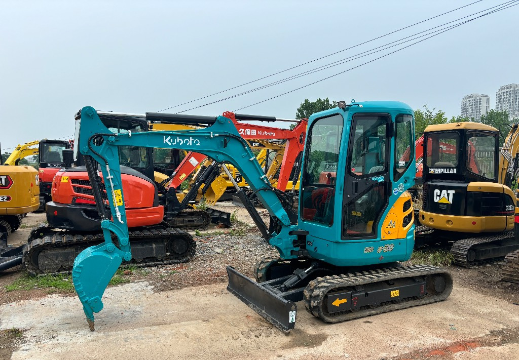 KUBOTA U30 - Mini escavadeira: foto 4 KUBOTA U30 - Mini escavadeira: foto 4