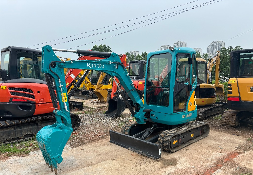 KUBOTA U30 - Mini escavadeira: foto 3 KUBOTA U30 - Mini escavadeira: foto 3