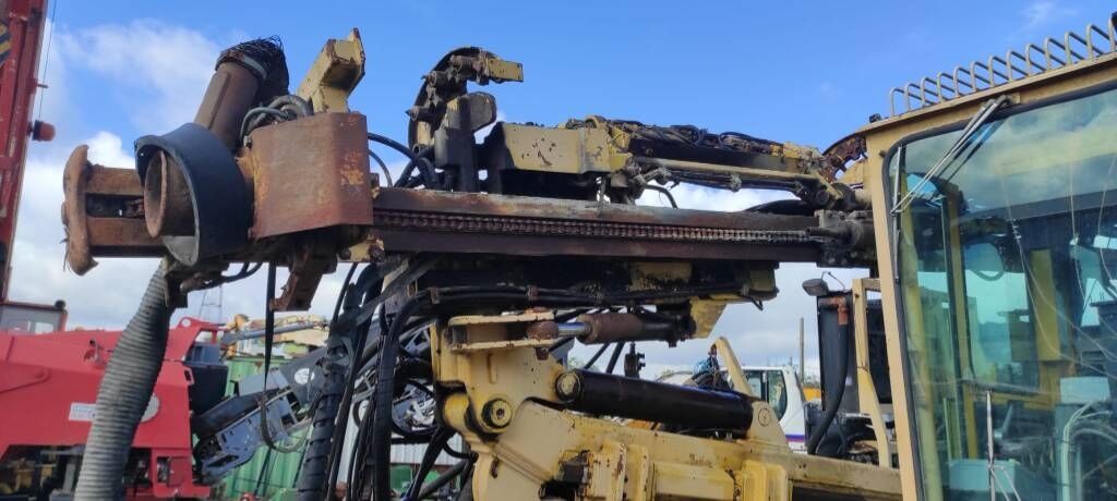 Atlas Copco ROC 812 Atlas Copco ROC 812 - Máquina de perfuração: foto 5 Atlas Copco ROC 812 Atlas Copco ROC 812 - Máquina de perfuração: foto 5