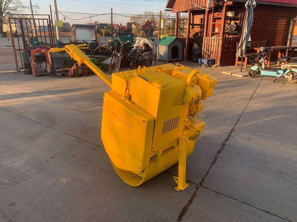 Benford MBR 71L - Compactador: foto 1 Benford MBR 71L - Compactador: foto 1