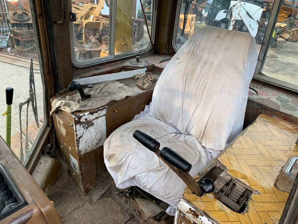Buldôzer CAT D 4 H LGP II: foto 13