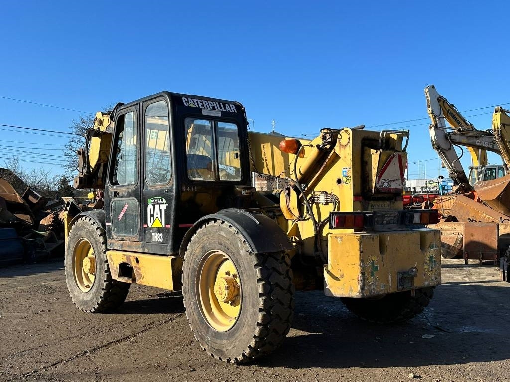 CAT TH 83 - Empilhador telescópico: foto 2 CAT TH 83 - Empilhador telescópico: foto 2