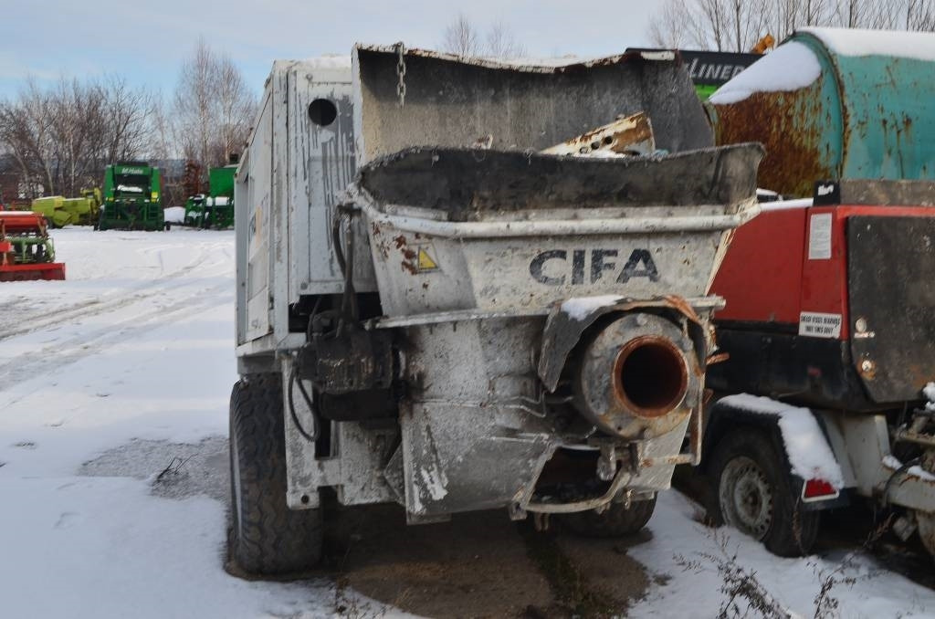 Cifa PC 707 - Bomba de betão estacionária: foto 3 Cifa PC 707 - Bomba de betão estacionária: foto 3